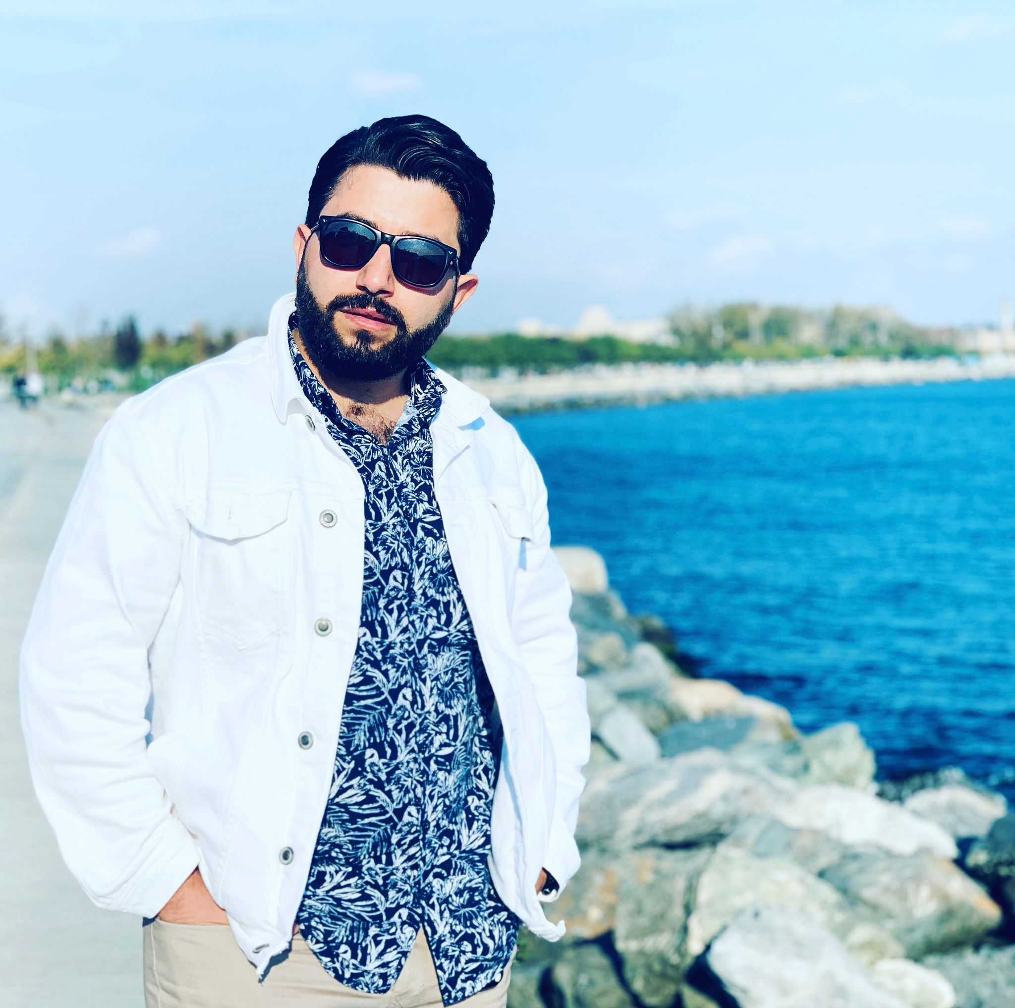 ENES MİDANİ